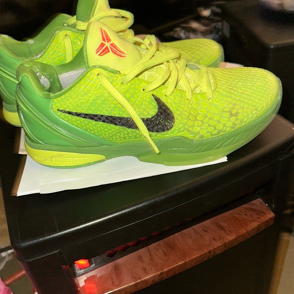 Nike Mens Green Kobes